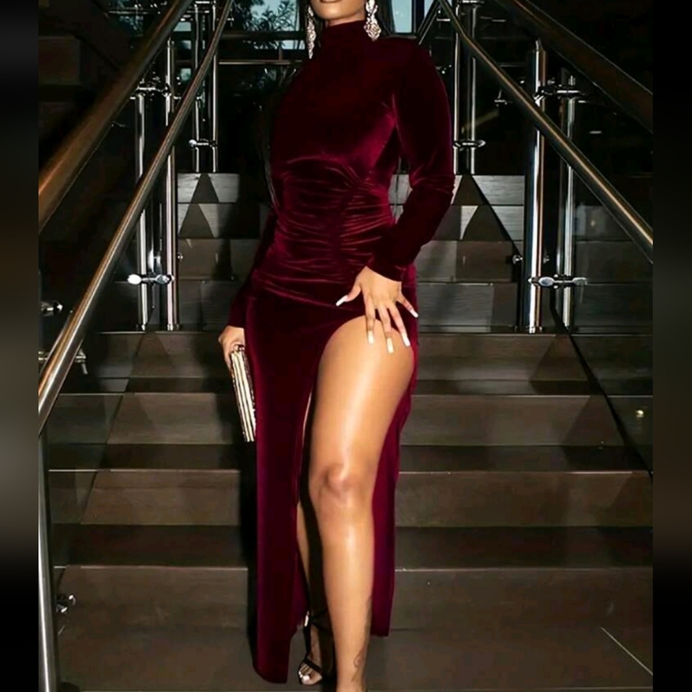 Luxe Plus Size Velvet Mock Neck Ruched High Slit Evening Party Formal Dress
